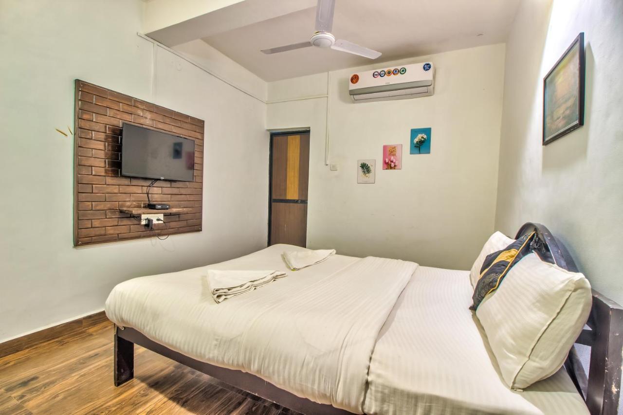 Stanleys Guest House Baga Exterior photo