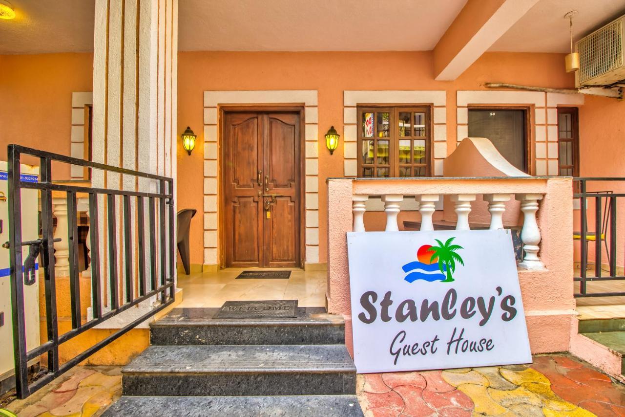 Stanleys Guest House Baga Exterior photo