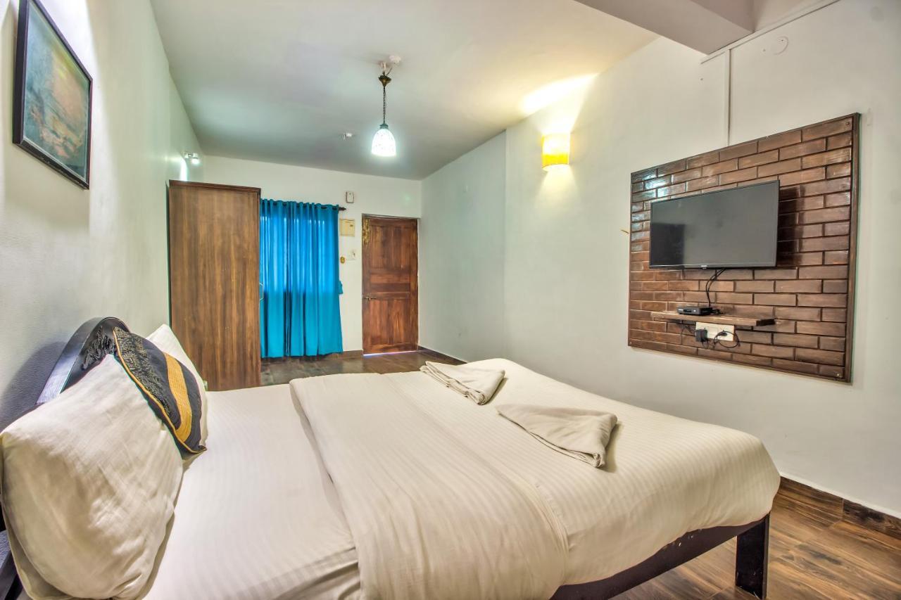 Stanleys Guest House Baga Exterior photo